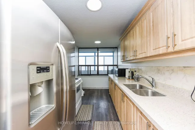 Additional image 27 of 18 Knightbridge Rd Unit 2005