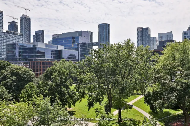 Additional image 29 of 55 Stewart St Unit 637