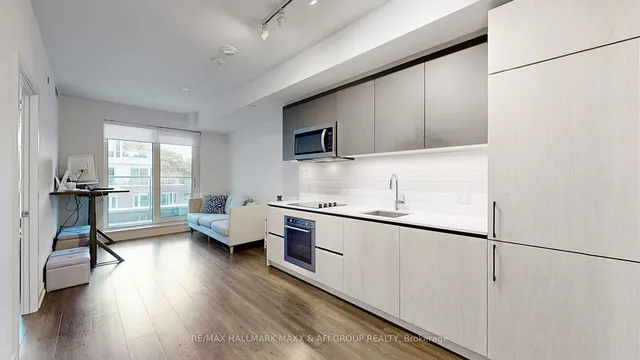 Additional image 10 of 150 Logan Ave Unit 431