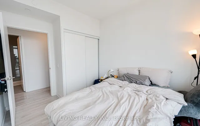 Additional image 9 of 33 Helendale Ave Unit 1512