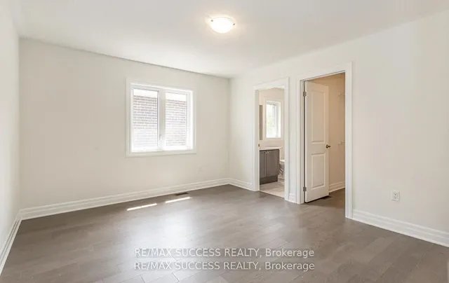 Additional image 19 of 588 Queen Mary Dr