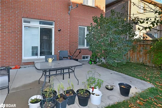 Additional image 38 of 17 Via Romano Way