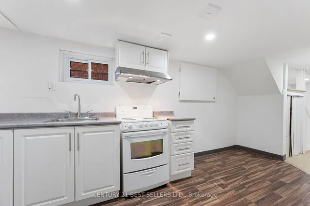 Additional image 30 of 51 Hertle Ave