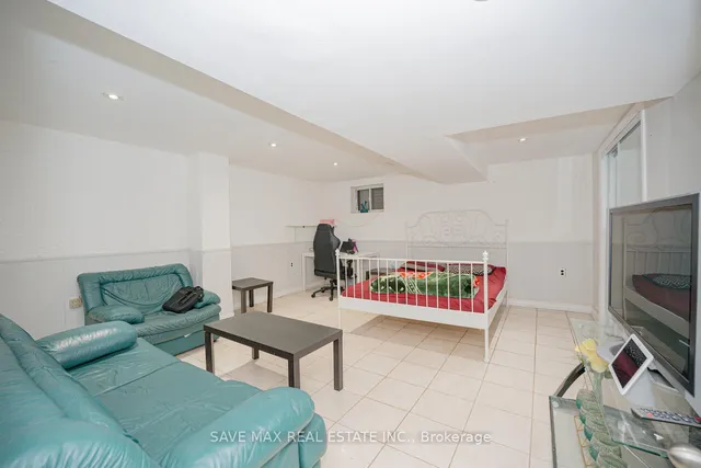 Additional image 11 of 45 Greenwich Circ