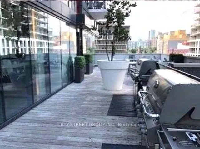 Additional image 24 of 159 Dundas St Unit 712