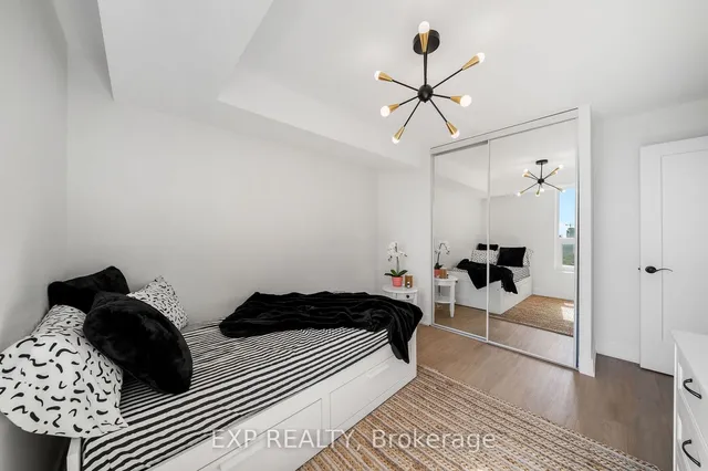 Additional image 14 of 77 Maitland Pl Unit 1905