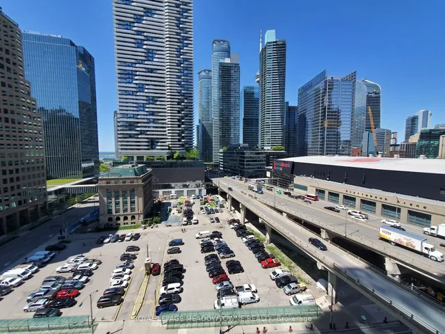 Additional image 38 of 33 Bay St Unit 1203