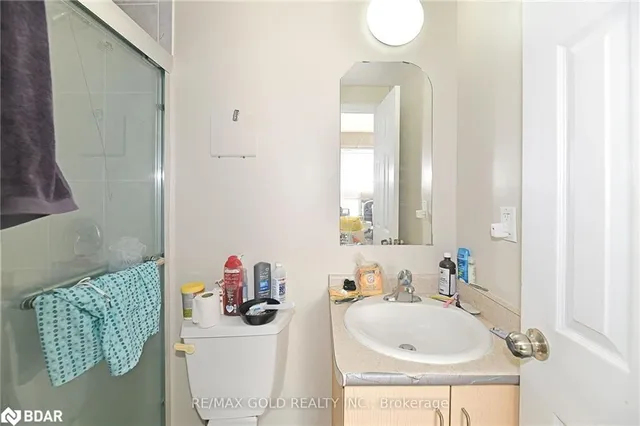 Additional image 7 of 156 Barrington Ave