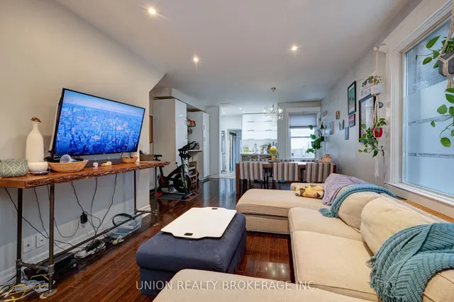 Additional image 3 of 45 Strathmore Blvd