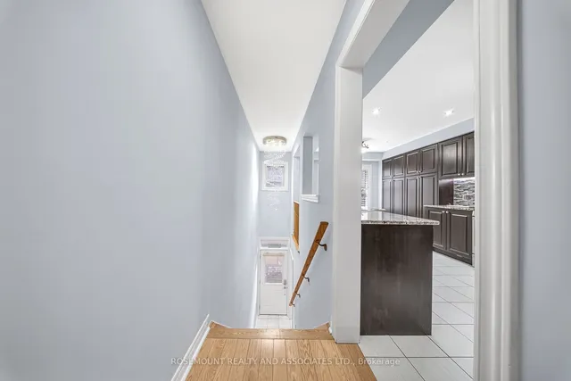 Additional image 9 of 9 De Jong St