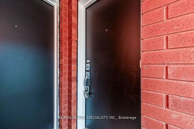 Additional image 34 of 195 Veterans Dr Unit 15