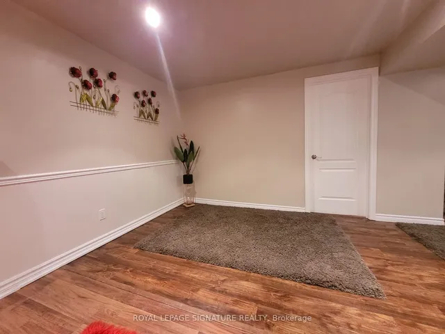 Additional image 2 of 35 Lawndale Cres