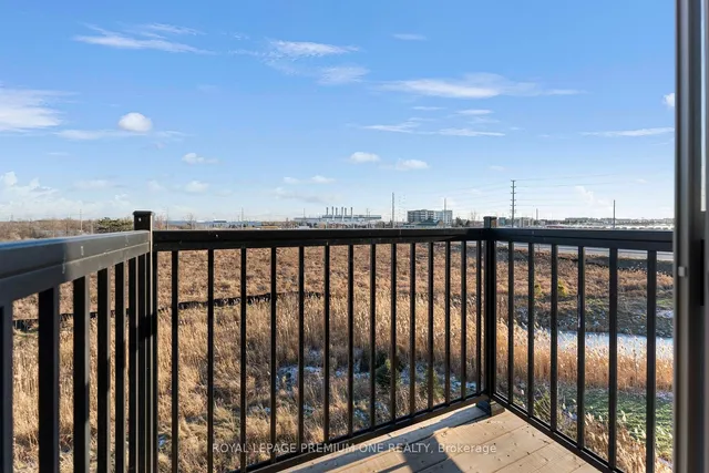 Additional image 18 of 19 Bretlon St