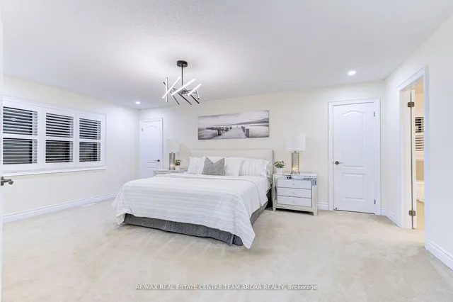 Additional image 22 of 25 Ladbrook Cres