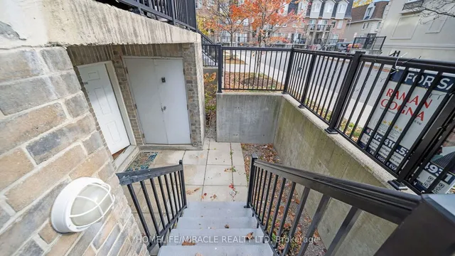 Additional image 4 of 125 George Appleton Way Unit 1004