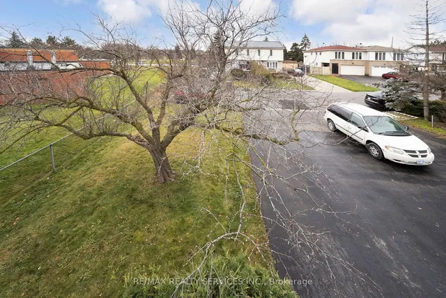 Additional image 37 of 45 Griselda Cres