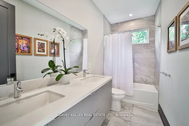 Additional image 25 of 39 Marquette Ave