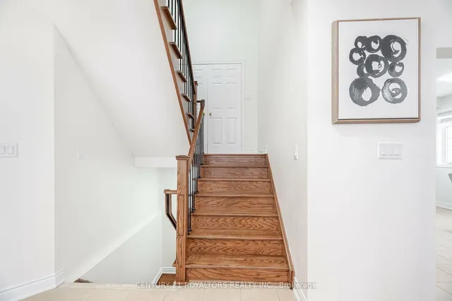 Additional image 18 of 71 Maple Valley St