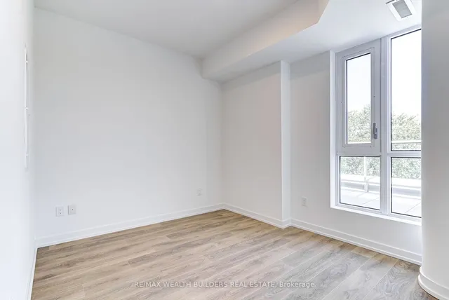 Additional image 6 of 150 Logan Ave Unit 627