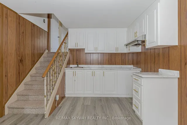 Additional image 30 of 115 Aloma Cres