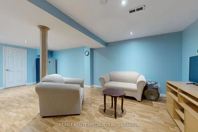 Additional image 32 of 66 McCleave Cres