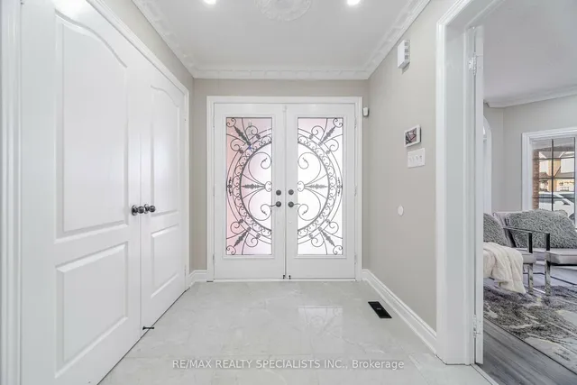Additional image 3 of 32 Giza Cres