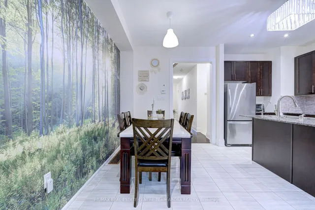 Additional image 8 of 29 Adventura Rd