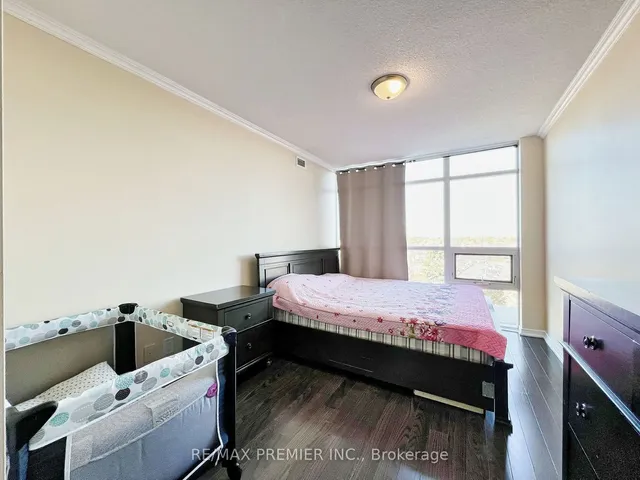 Additional image 20 of 9 George St Unit 811