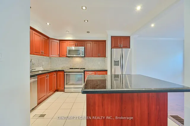 Additional image 9 of 97 Collins Cres Unit 96