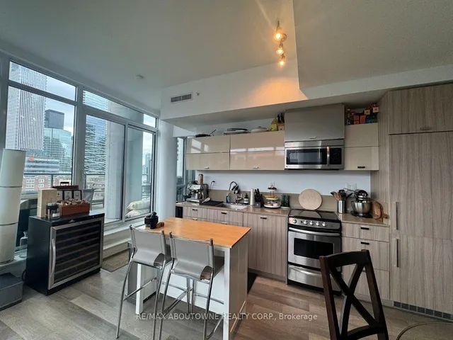 Additional image 20 of 290 Adelaide St Unit 802