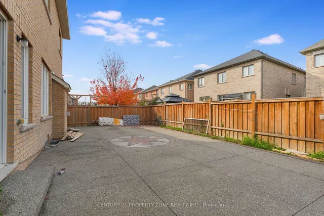 Additional image 33 of 56 Adrian Cres