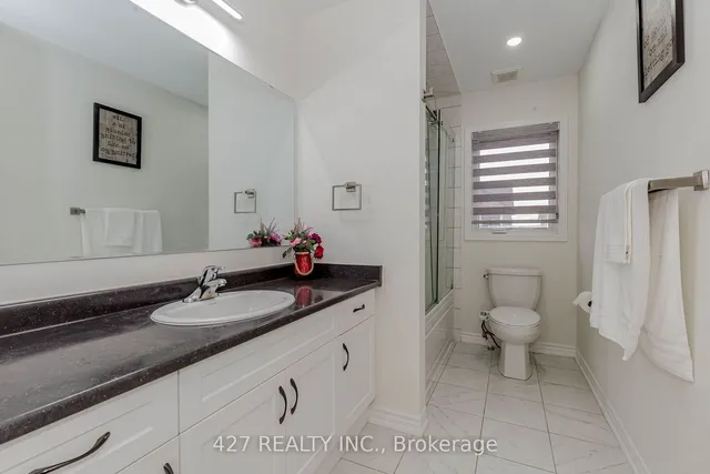 Additional image 34 of 20 Dolucci Cres