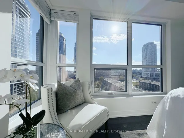 Additional image 14 of 255 Village Green Sq Unit 902