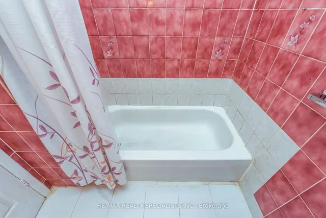 Additional image 14 of 52 Crawford Dr