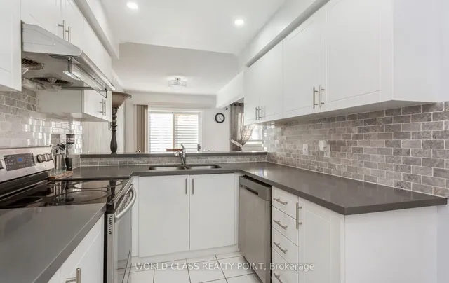 Additional image 16 of 17 Manett Cres