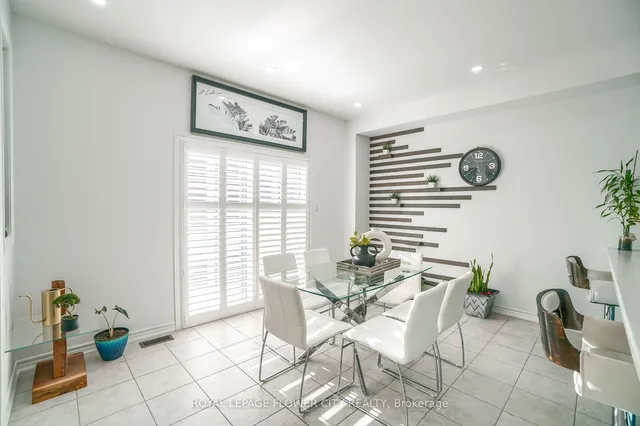 Additional image 11 of 318 Wallace St