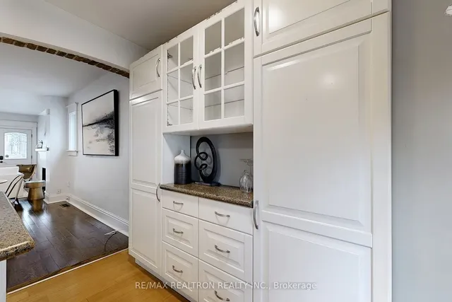 Additional image 17 of 1578 Dundas St