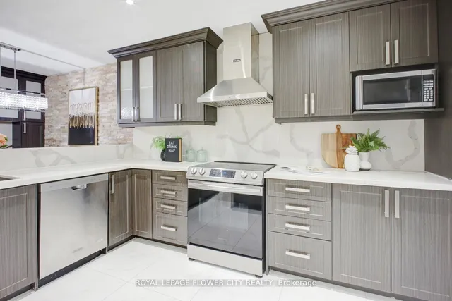 Additional image 13 of 50 Lockheed Cres