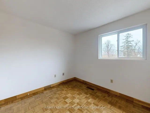 Additional image 31 of 23 Tara Park Cres Unit 23