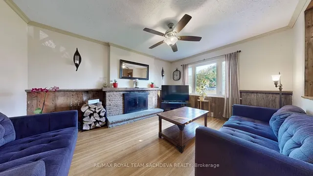 Additional image 3 of 4 Adams Dr