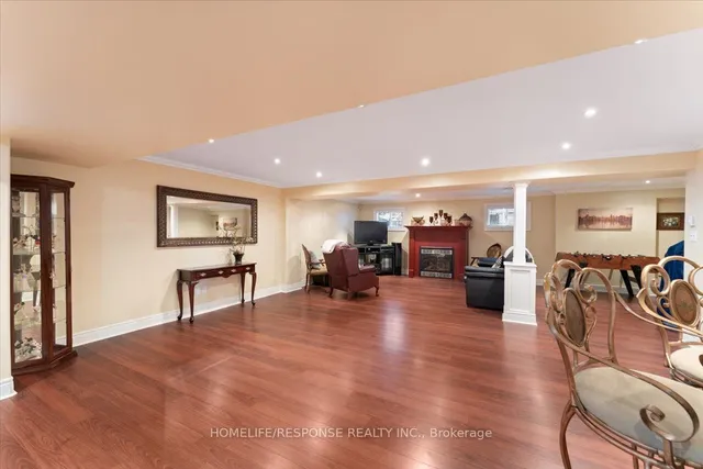 Additional image 28 of 17 McNutt St