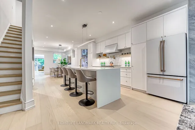 Additional image 4 of 195 Albany Ave