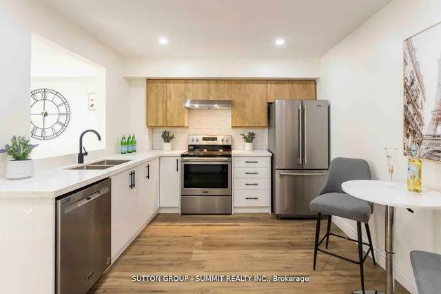 Additional image 20 of 12 Douro St Unit 421