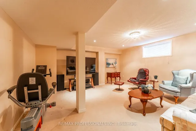 Additional image 26 of 25 Amboise Cres