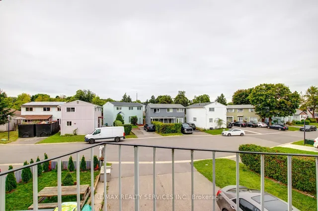 Additional image 15 of 8 Heatherside Crt