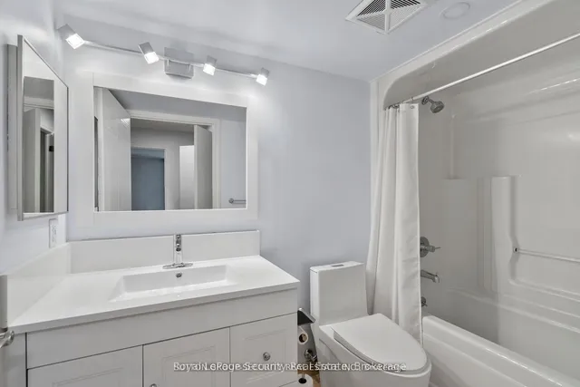 Additional image 20 of 105 Victoria St Unit 908