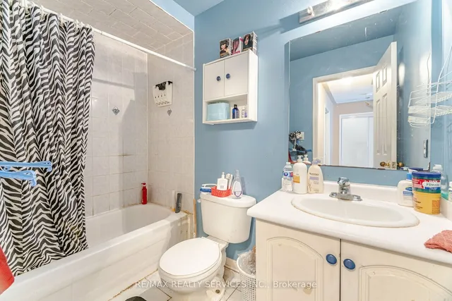 Additional image 26 of 77 Winners Circ