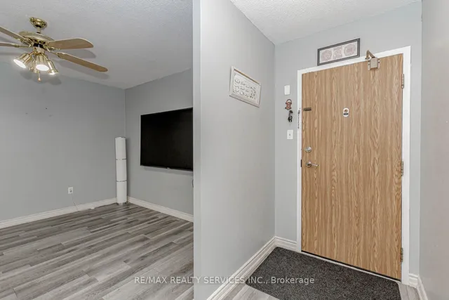 Additional image 20 of 8 Lisa St Unit 1204