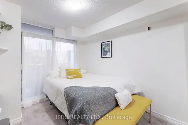 Additional image 27 of 225 Wellesley St Unit 701