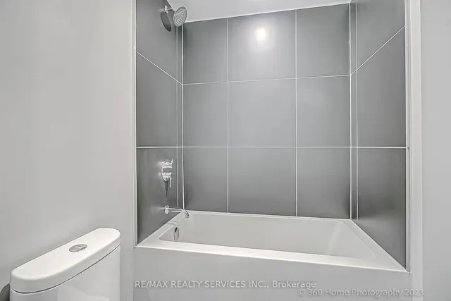 Additional image 24 of 20 Edward St Unit 1719